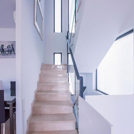 Villa Moderna Con Piscina เอลกัมเปโญ ภายนอก รูปภาพ