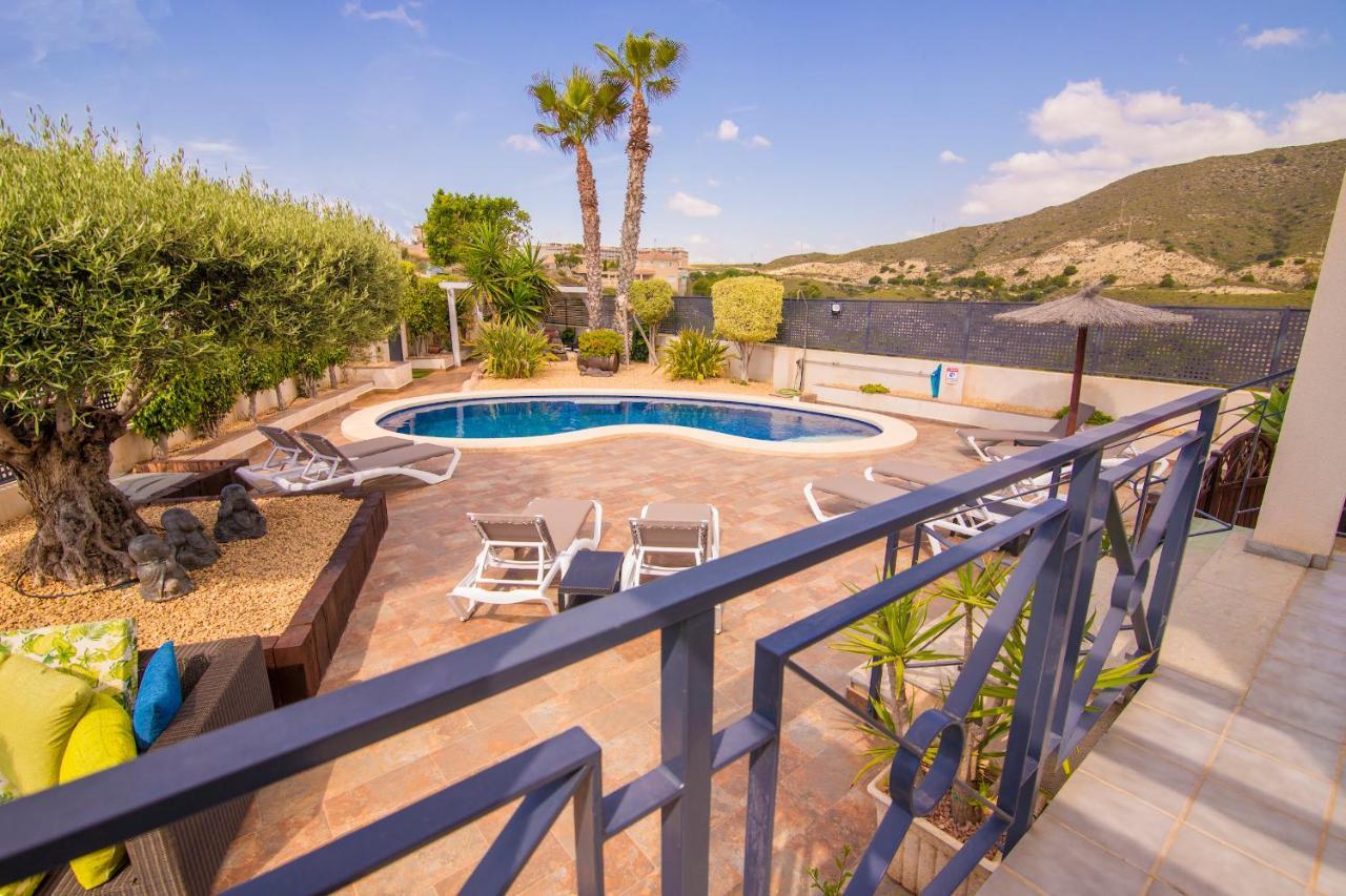 Villa Moderna Con Piscina เอลกัมเปโญ ภายนอก รูปภาพ