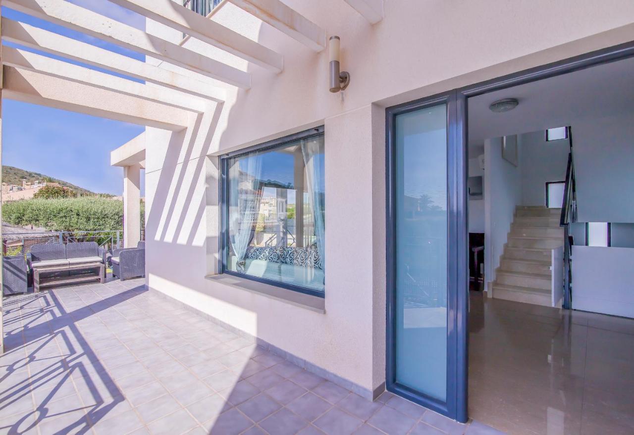 Villa Moderna Con Piscina เอลกัมเปโญ ภายนอก รูปภาพ
